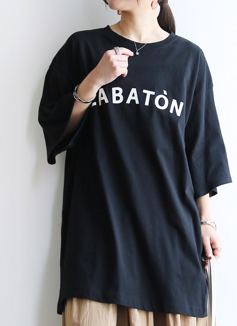 and it_（アンドイット）プリントロゴTシャツ M 【メール便対応可